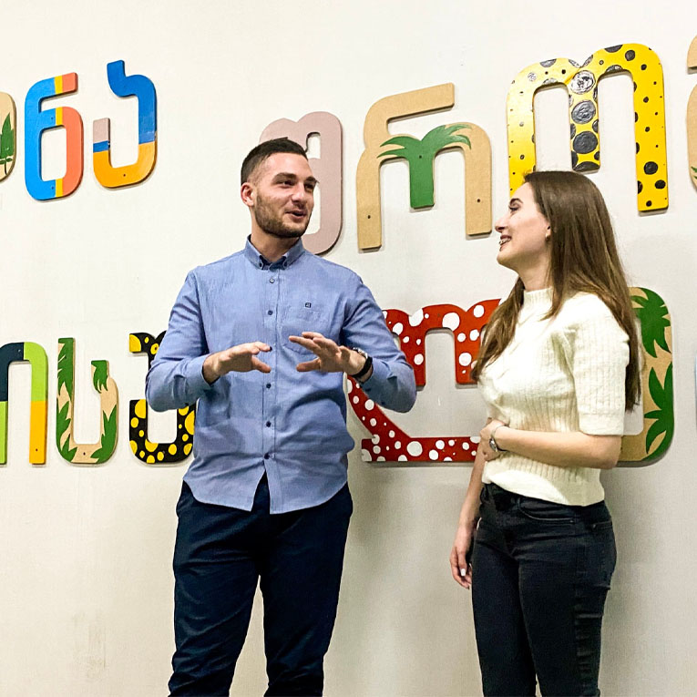 ESM Ebis, Irakli Wolokavas Da Natalia Grigalasvilis Warmateba Proeqtsi Shark Tank Georgia