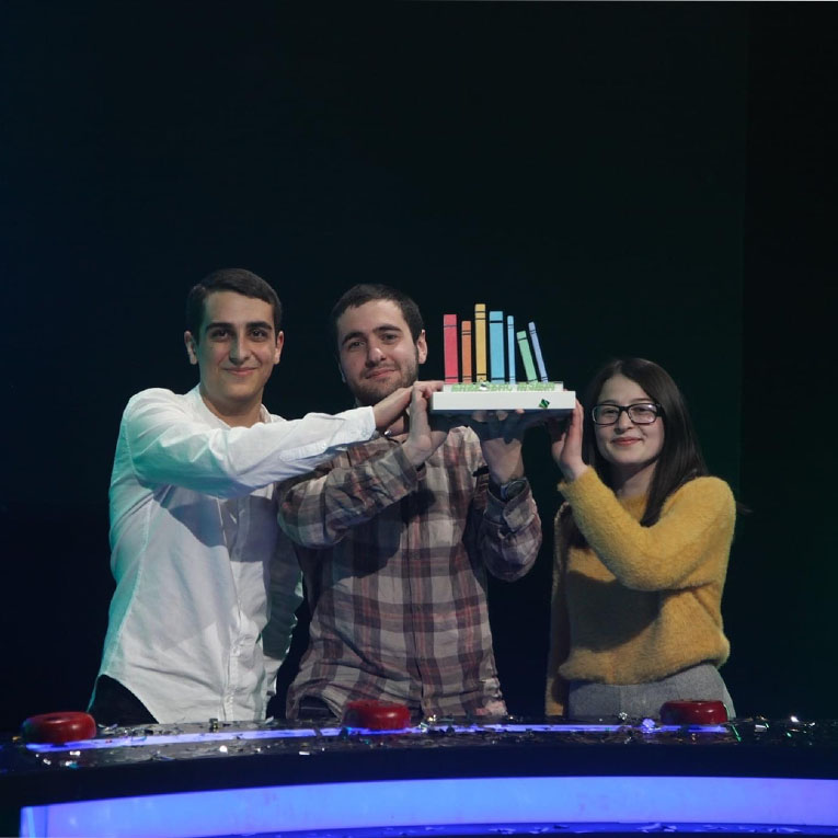 Წიგნების Თარო